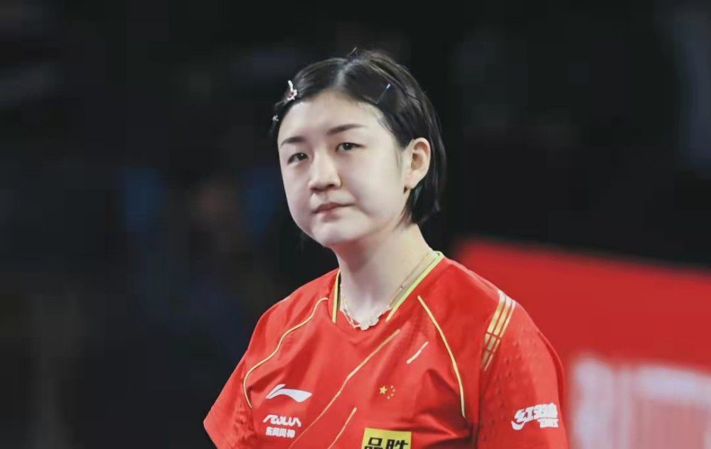 丰满少妇与子厨房伦