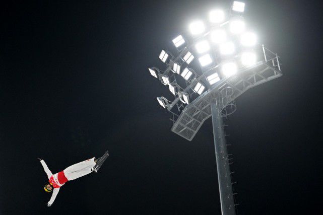 日本午夜精品一区二区三区电影